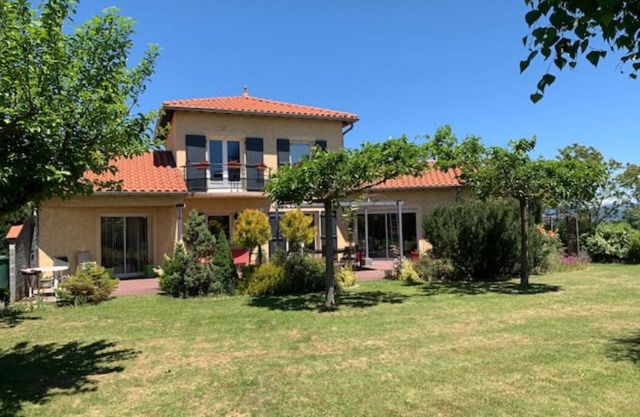 Cosy house in a quiet location near Le PUY EN VELAY