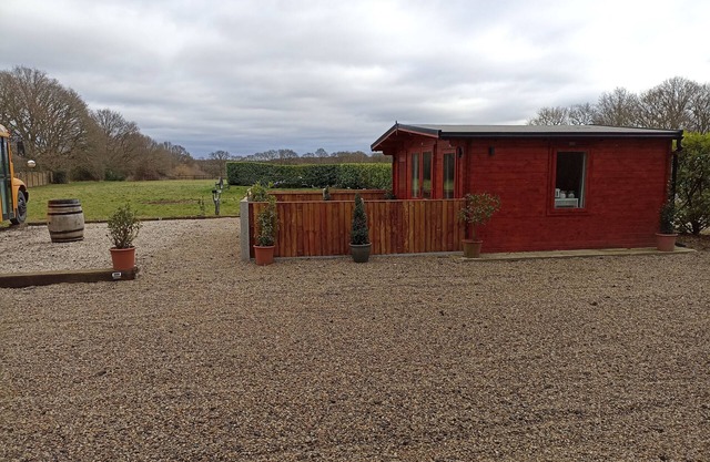 Cosy Log Cabin. Perfect for short stop overs and weekends away.