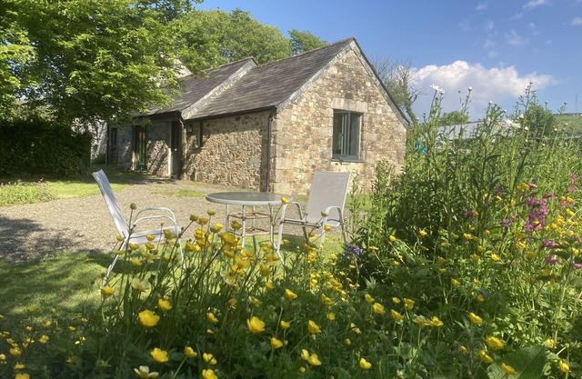 Cosy modern barn annex for two people.