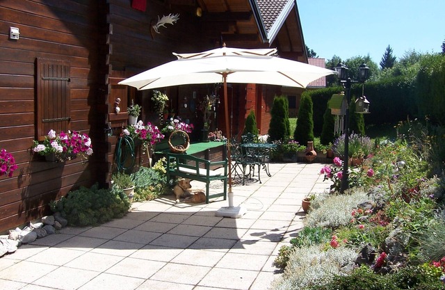 Cosy mountain studio;superb lake/mountain views;100mtr ski lift;sleeps 2/3;WIFII