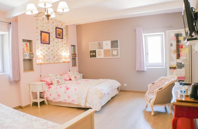 Cosy-Quad room-Deluxe-Ensuite