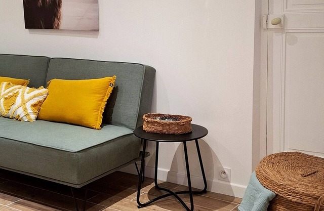 Cosy, quiet town house