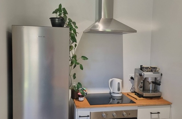 Cosy Retreat in Stirling nestled in the Adelaide Hills.