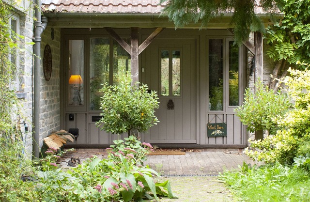 Cosy Somerset cottage, open fire, country walks, pet friendly.