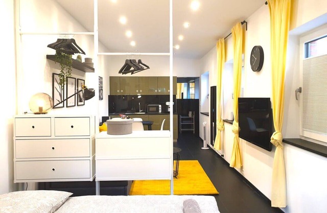 Cosy Studio with Private Parking