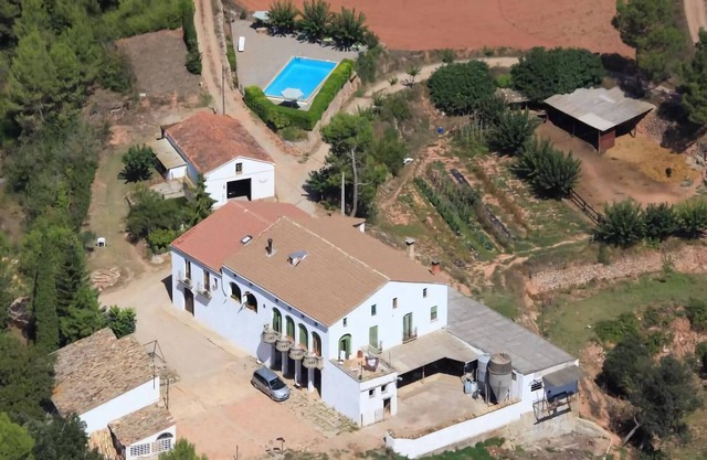 Cottage in Catalonia with pool and garden