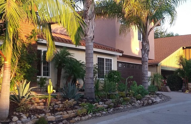 Cottage 1 br/1 bath, 500 sft