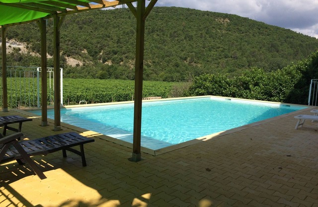 Cottage 12 people heated pool