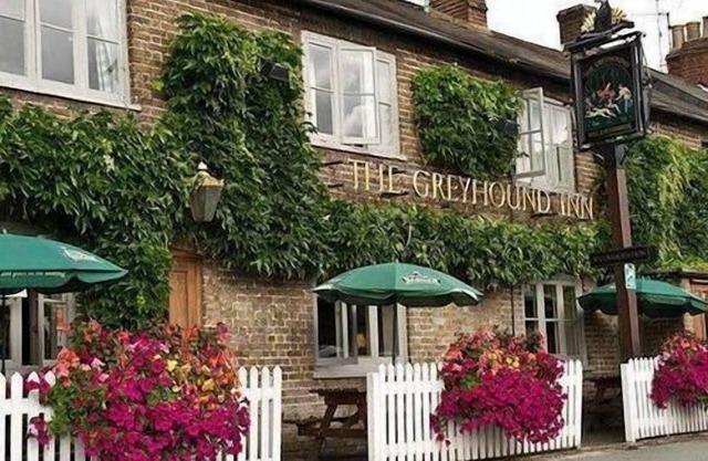 Cottage at The Greyhound Inn Aldbury