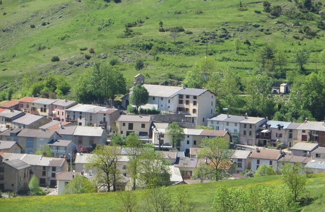 cottage Barry of Espine in a small village 1200m altitude mountain