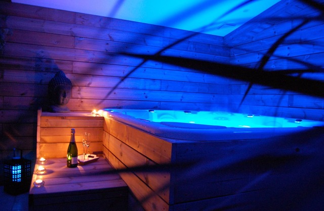 cottage beautiful night: The Comptoir des Ecoliers