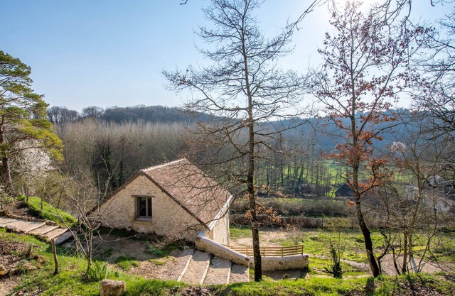 Cottage Cosy en Vallée Verdoyante de Touraine