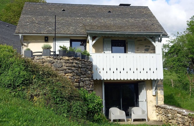 Cottage house with a view