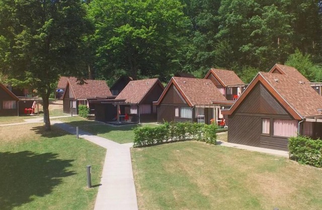 Cottage in Bitche with Heated Pool