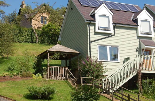 Cottage in Jedburgh near Historic Abbey
