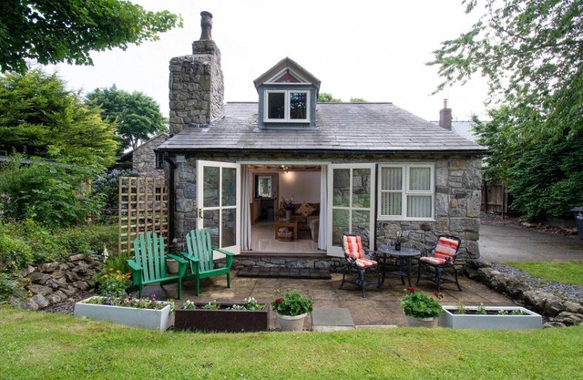 Cottage in Pantymwyn near Loggerheads Park