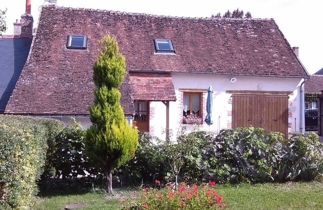 Cottage in the heart of a village solognot