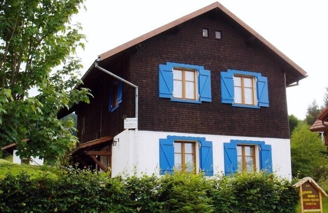 Cottage in the heart of the Hautes-Vosges and the Lakes Valley .