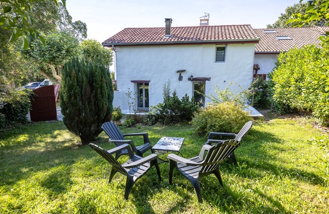 Cottage located in a natural environment, located between sea and mountain.