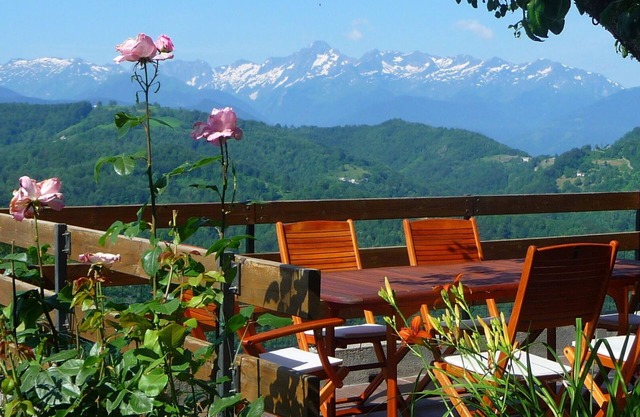 Cottage/Mountain house: panoramic view of the Pyrenees in Ariège