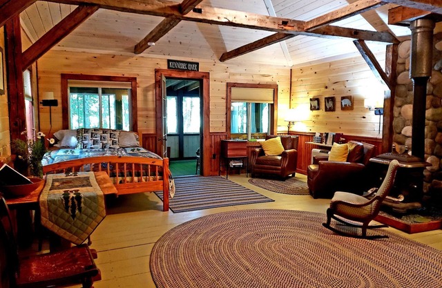 Cottage on the Kennebec