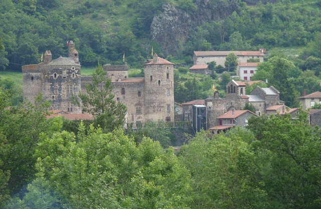 cottage refurbished for nine 6 people le puy en velay AUVERGNE