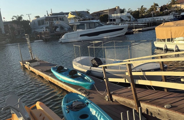 Cottage Retreat, Boater & Kayaking Bliss w/Boat Slip