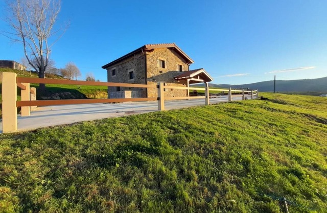 Cottage with Barbecue and fireplace in Cantabria