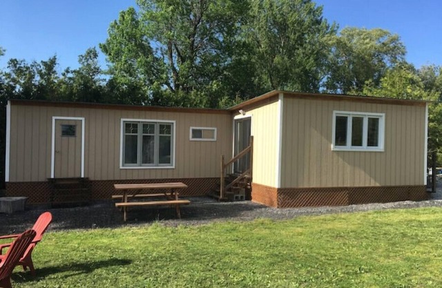 Cottage with sunset view and much more
