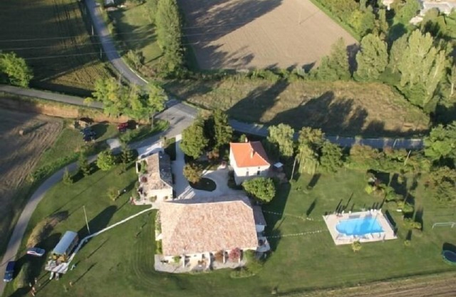 Cottages Grand Pré! and the Roquecor Trailer for 18 to 23 people