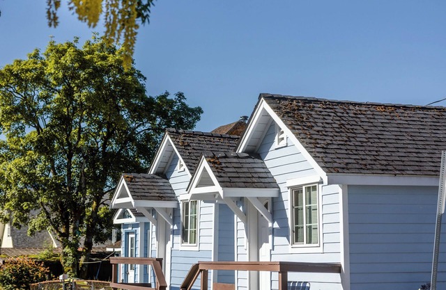 Cottages on Monastery – A Downtown Sitka Retreat