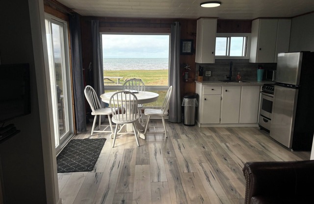 Cottages On PEI, 3 Bedroom, 1 Bathroom, Sleeps 6
