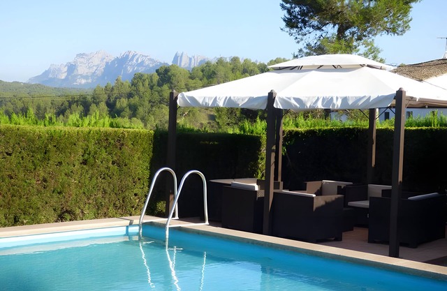 Country House 'Set Rengs 1' with Mountain View, Shared Pool and Wi-Fi