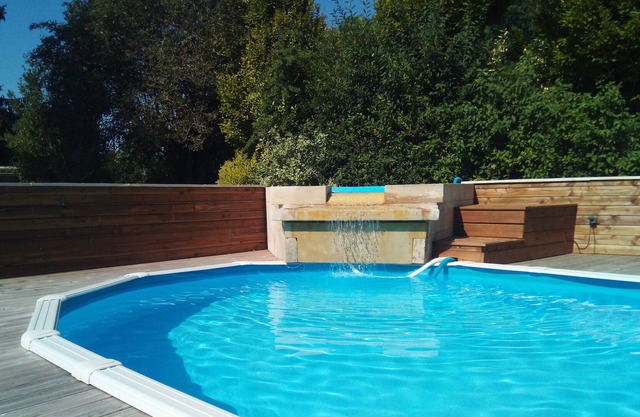 Country house for 12 with pool and spa