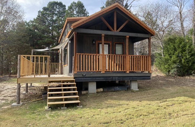 Country Bungalow w/Loft