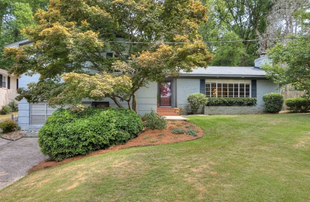 Country Club Hills House 1.3 miles to Augusta National