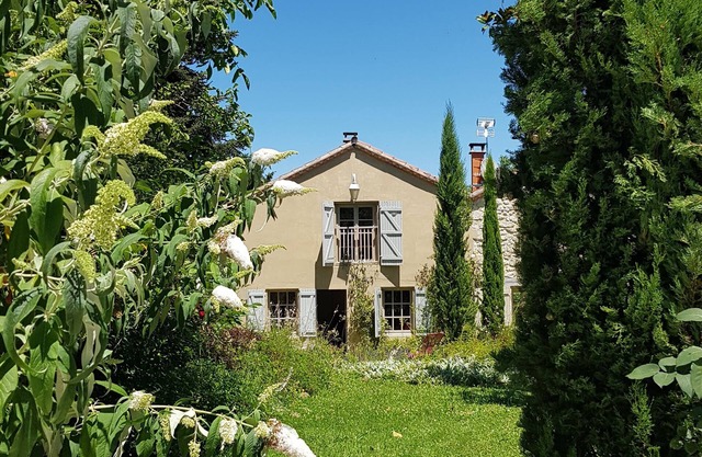 Country cottage 2-3 people with swimming pool