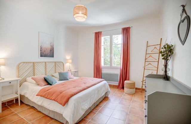 Country cottage with all the comforts of a flat