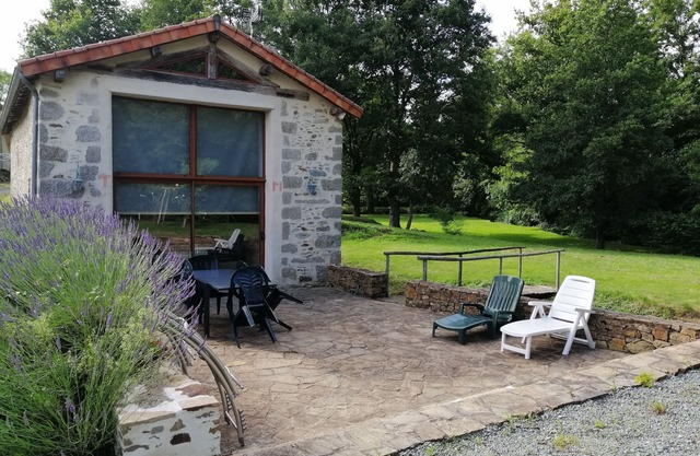 Country Cottage/Gite - SECONDIGNY