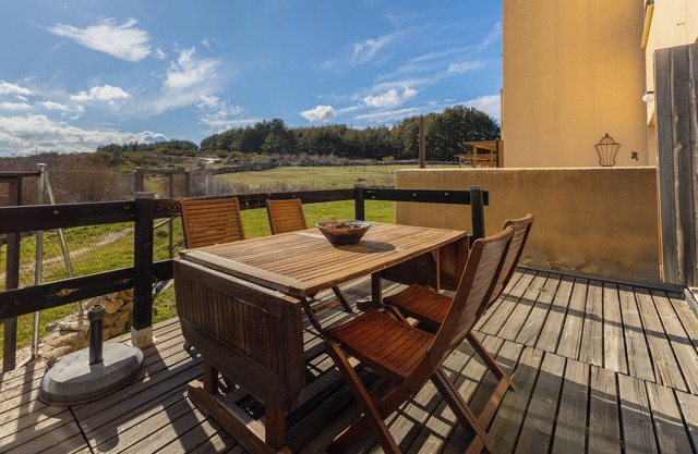 Country House 'El Arroyuelo I' with Private Terrace and Wi-Fi