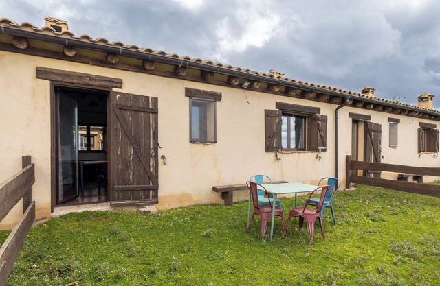 Country House 'Oveja' with Mountain View, Private Garden and Wi-Fi