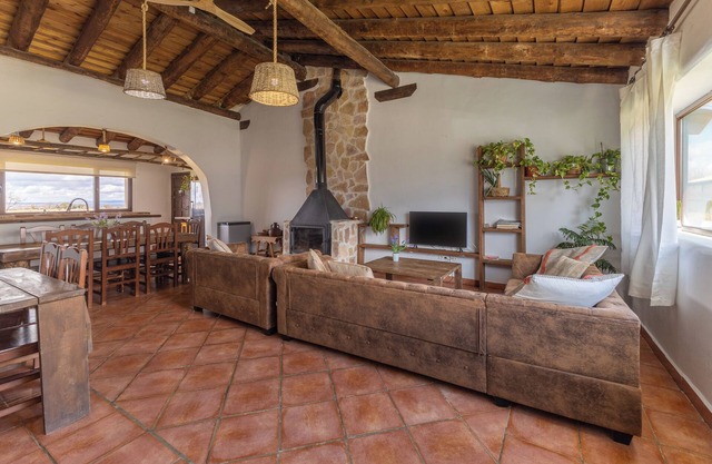 Country House 'Conejo' with Mountain View, Private Garden and Wi-Fi