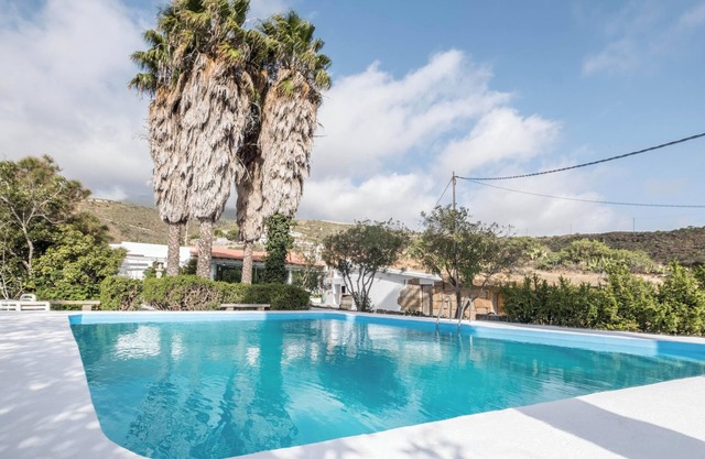 Country Home “Finca Carrillo” with Sea View & Mountain View