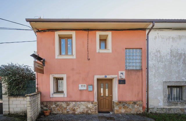 Country House 'La Cabaña' with Mountain View, Private Garden and Wi-Fi