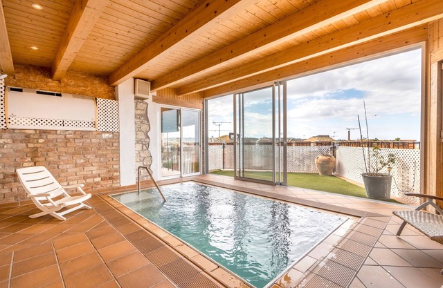 Country House 'Cal Menut' with Private Terrace and Wi-Fi