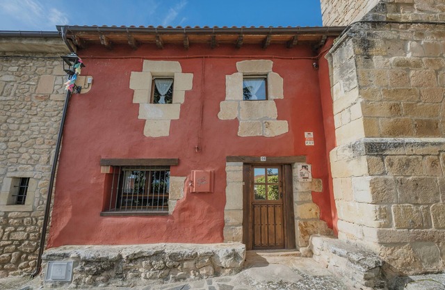 Country House 'El Campanario' with Mountain View, Private Terrace and Private Garden