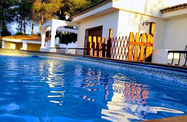 Country House 'El Parais' with Mountain View, Private Pool and Wi-Fi