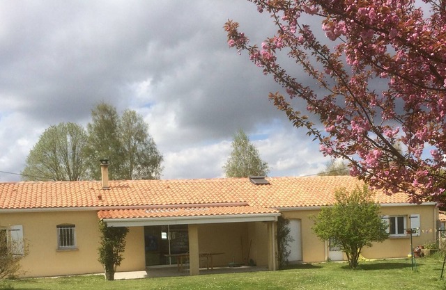 Country house in the heart of the vineyards