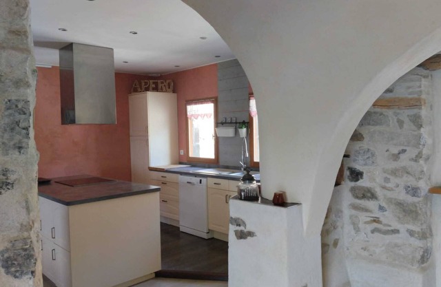 Country house ideal for spending time with friends and family.