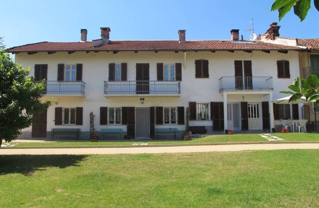 Country house near Turin and the Monferrato hills